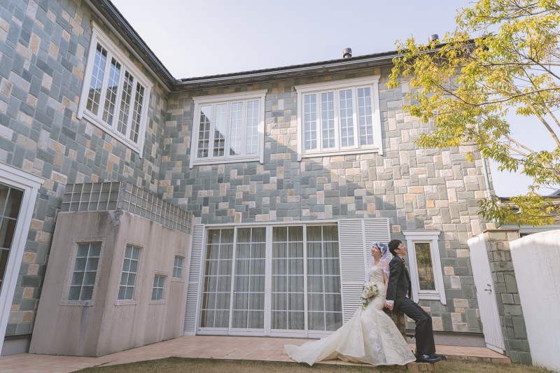 二着目の撮影は邸宅スタジオでウェディングドレス!