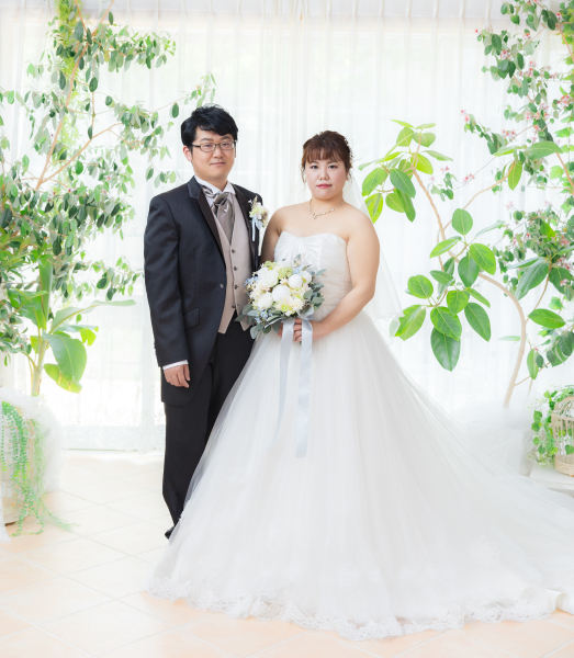 １着目は白いウェディングドレスで♪