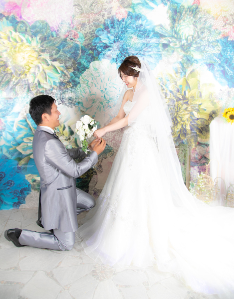 二着目はウェディングドレスで憧れのプロポーズ風