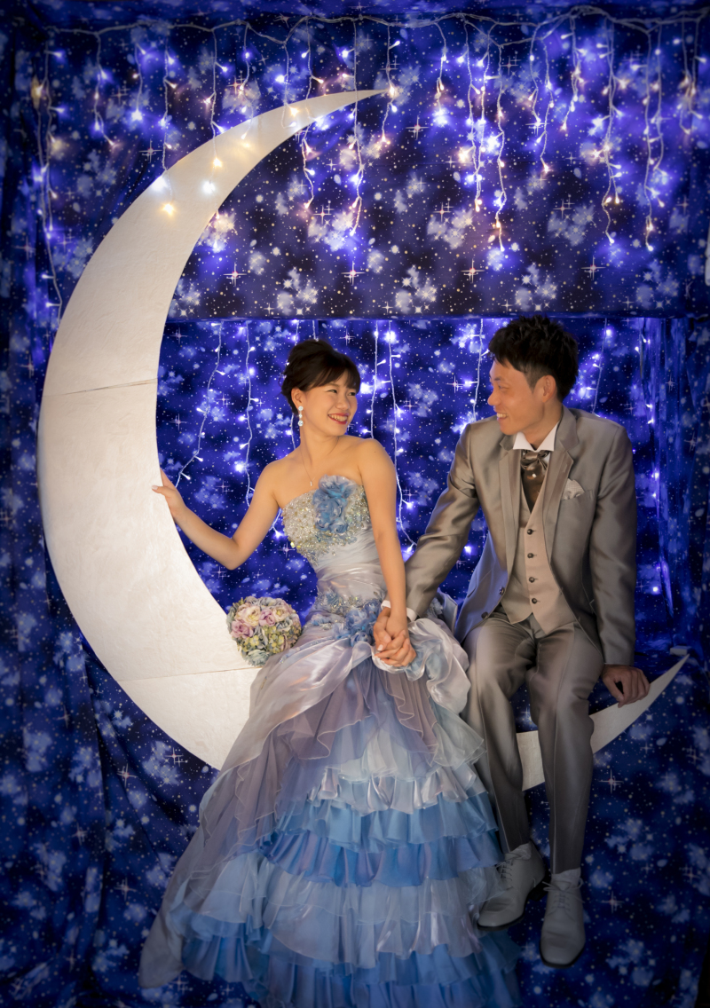 月のベンチで星空のフォトウェディング☆