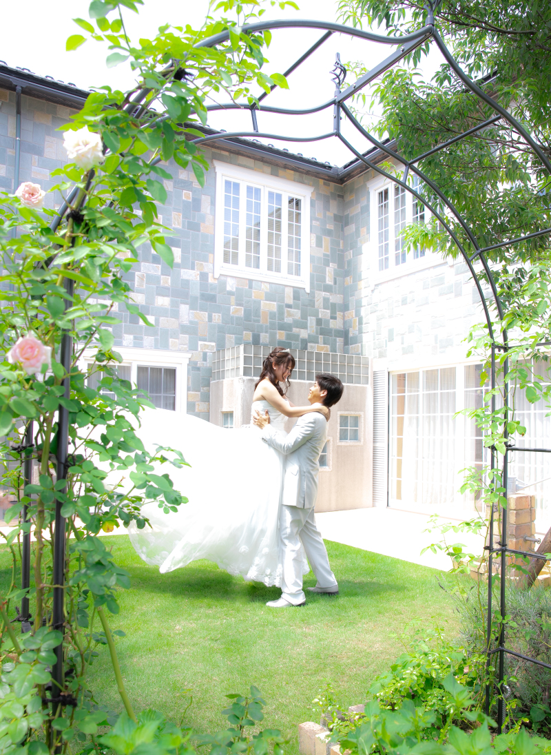 バラの咲くガーデンで♪