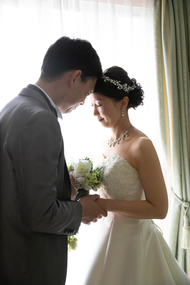 窓からの自然光を使って