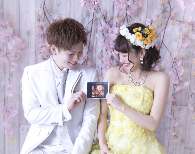 赤ちゃんも一緒に♪3人で家族写真