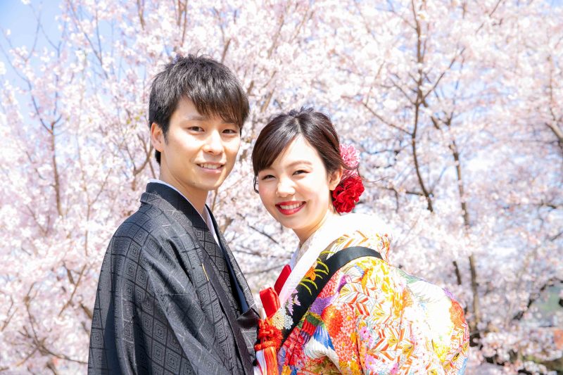 桜と青空♪二人の笑顔も最高♪