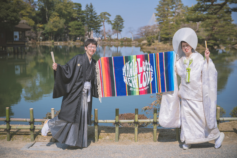 大好きなB'zのタオルを持って!