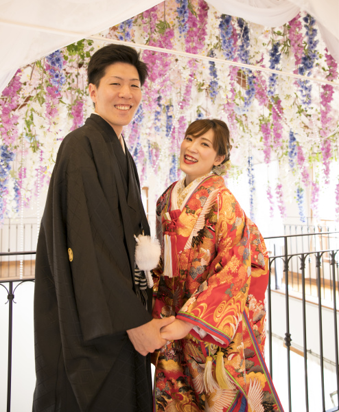 フラワーチャペルでの撮影は和装でも可愛い♪