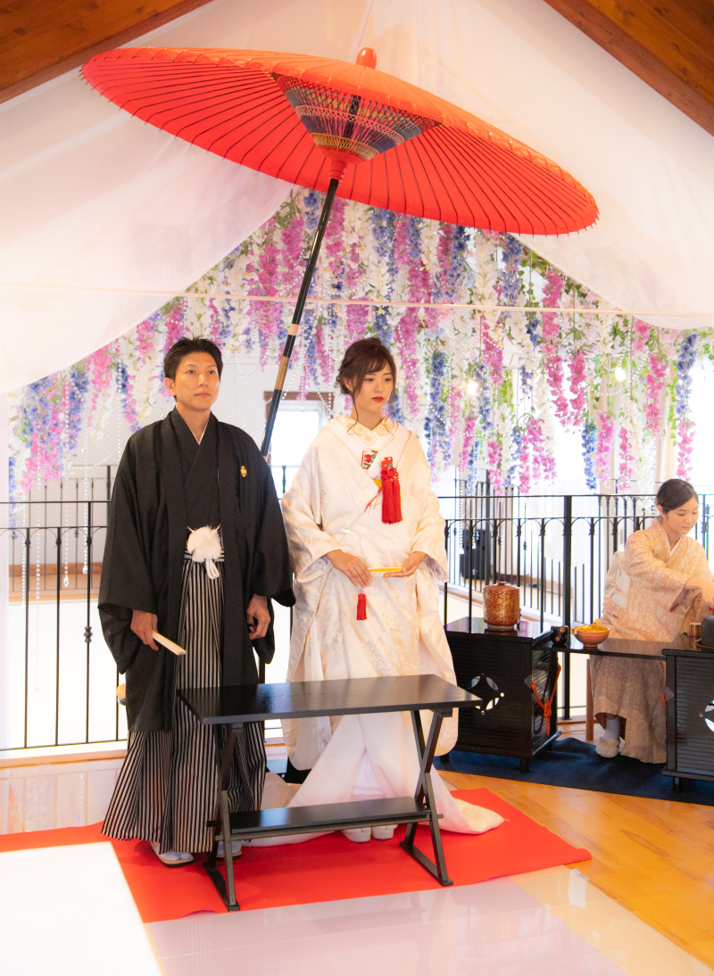 和のスタイルでの挙式は茶婚式で