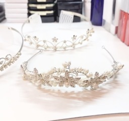 ドレス用ヘッドアクセサリー（髪飾り）