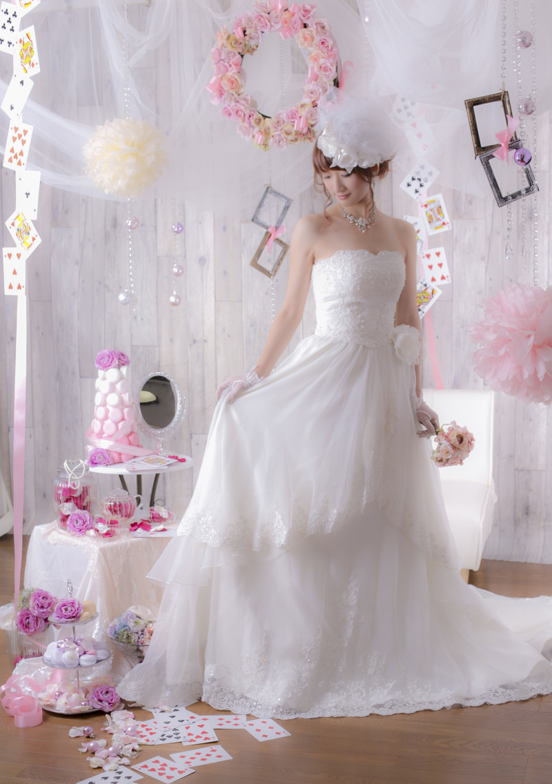 【フォトウェディング専門】貸切邸宅スタジオ アトリエ リシュマリア_ウエディングドレスが豊富