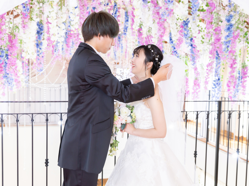 結婚式をしないお二人へ【洋装１着】挙式風シーン・家族写真・両親プレゼント・感謝を伝えるフォトウェディング♪全天候型貸切邸宅で安心