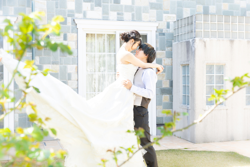 【洋装2着】ガーデンロケ＆邸宅貸切♡全データ補正200カット＆衣装ごとにヘアメイクチェンジ付♪