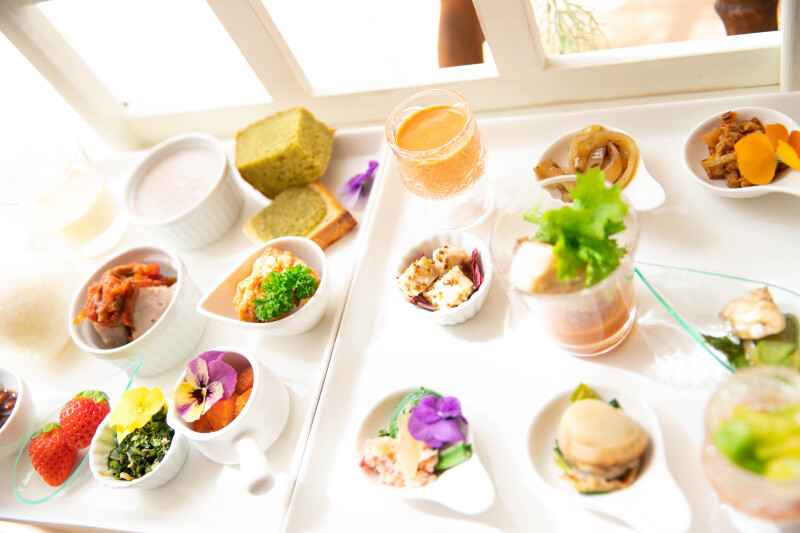 【10名様ビュッフェ料理付き】カジュアルなビュッフェパーティ＋洋装１着フォトウェディング♪