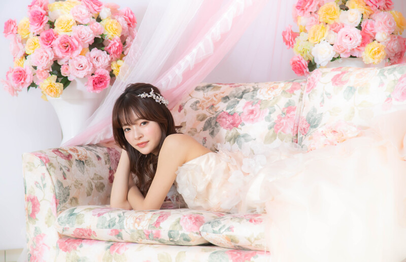 【ソロウェディング洋装１着】（平日限定）プリンセス気分でガーデンロケ＆邸宅貸切♡