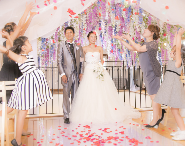 【チャペル挙式】フラワーチャペル挙式+1ポーズ写真付きプラン