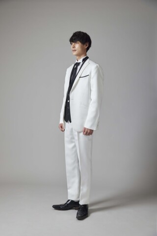 ホワイト×ブラック(ネクタイver.)