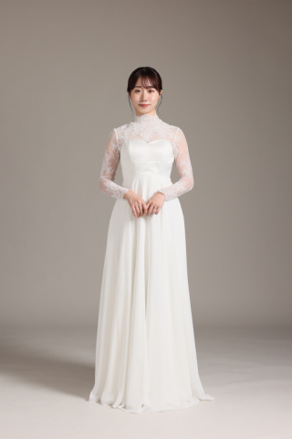 スレンダーラインドレス