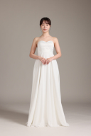 スレンダーラインドレス