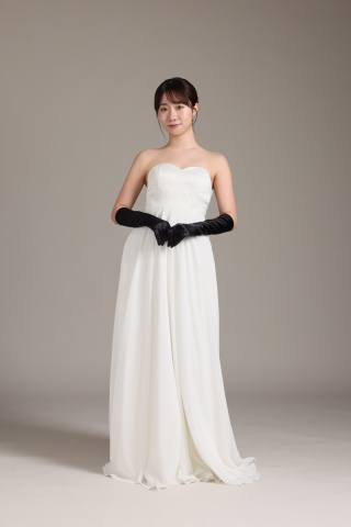 スレンダーラインドレス