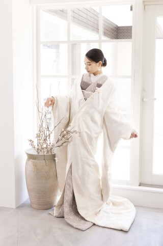 白無垢×グレージュレース