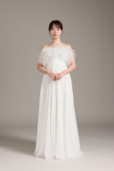 スレンダーラインドレス