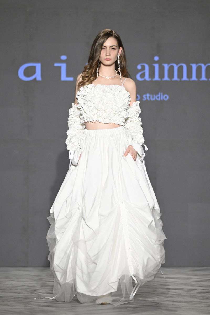 aimオリジナル衣装　シャーリングドレス