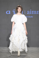 aimオリジナル衣装