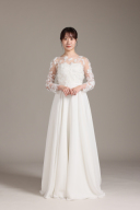 スレンダーラインドレス