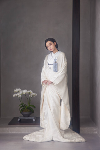 白無垢×ブルー