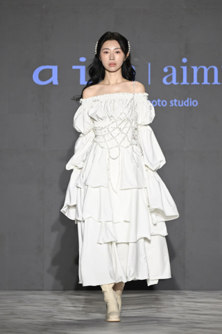aimオリジナル衣装　