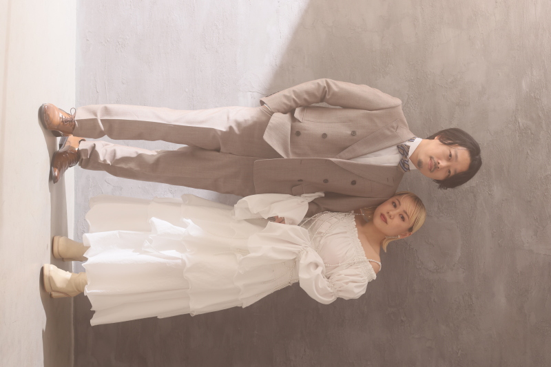 ファッショナブルな衣装