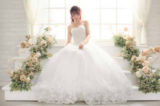 【深堀インタビュー】20代のうちにドレスを着て推しとも一緒に撮りたい