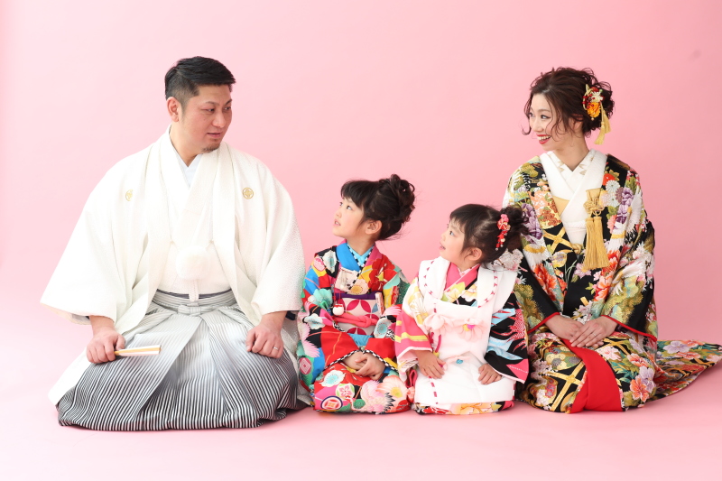 家族4人で