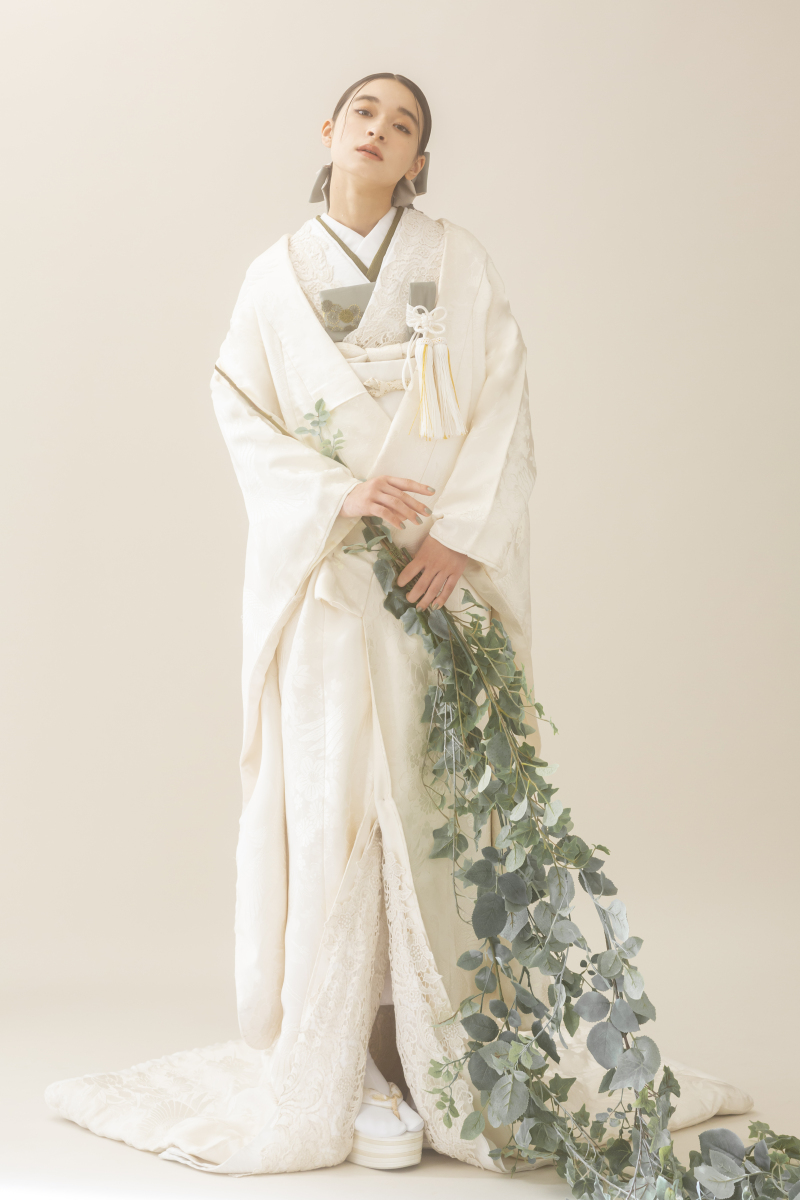 白無垢×レース・カーキ