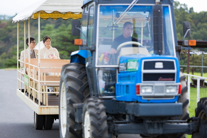 トラクターバス