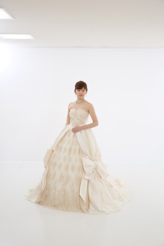 ウェディングドレス