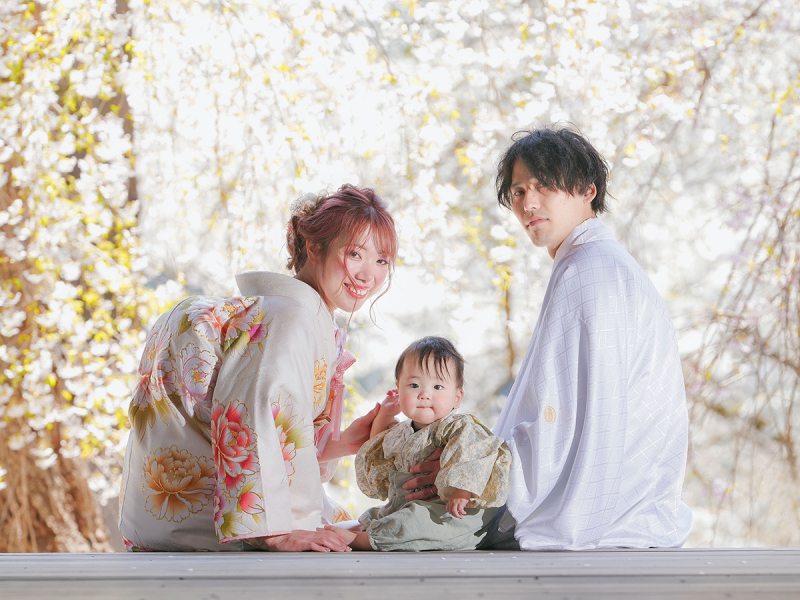 桜ロケーション！！白無垢＆色打掛 和装２着 ロケーション