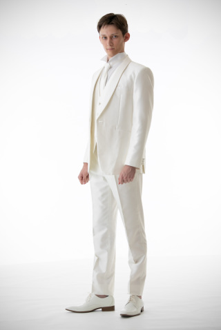 提携衣装店／ピュアホワイト