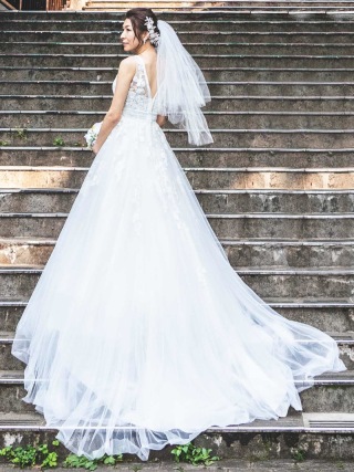 提携店衣装／B10-010950