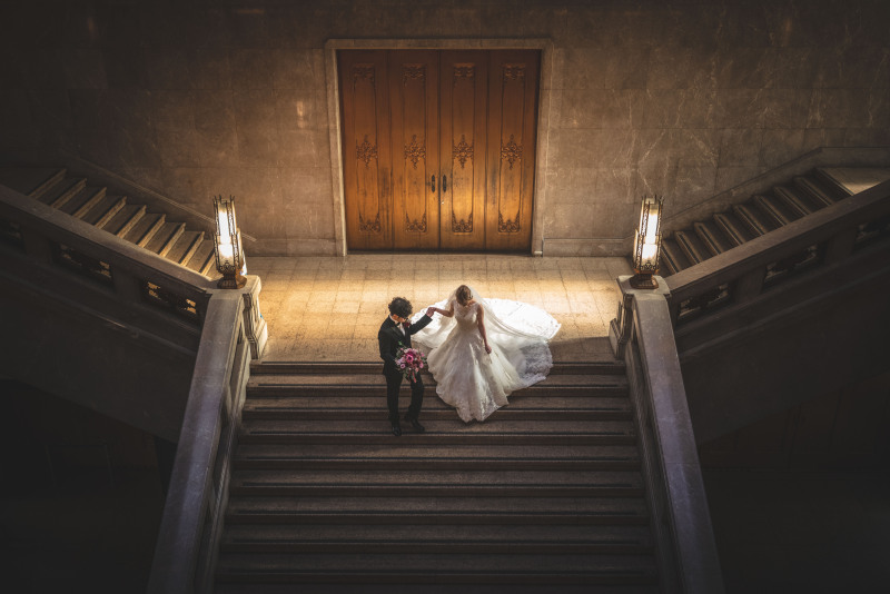 【東京国立博物館:本館】憧れの大階段フォトウエディング|洋装1着|オーナーフォトグラファー撮影確約|美肌レタッチ付アルバム特典