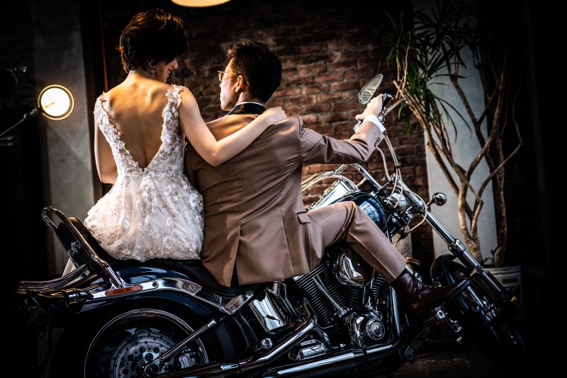 《憧れの世界観を叶える》ハウススタジオ貸切フォトウェディング|洋装1着+全データ付|安心のオーナー撮影確約|アルバム+美肌修正付