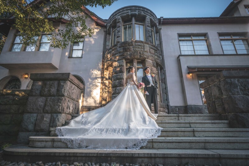 【東京クラシック洋館フォトプラン】洋装1着|東京の名建築で叶える憧れのウェディングフォト|オーナーフォトグラファー撮影確約