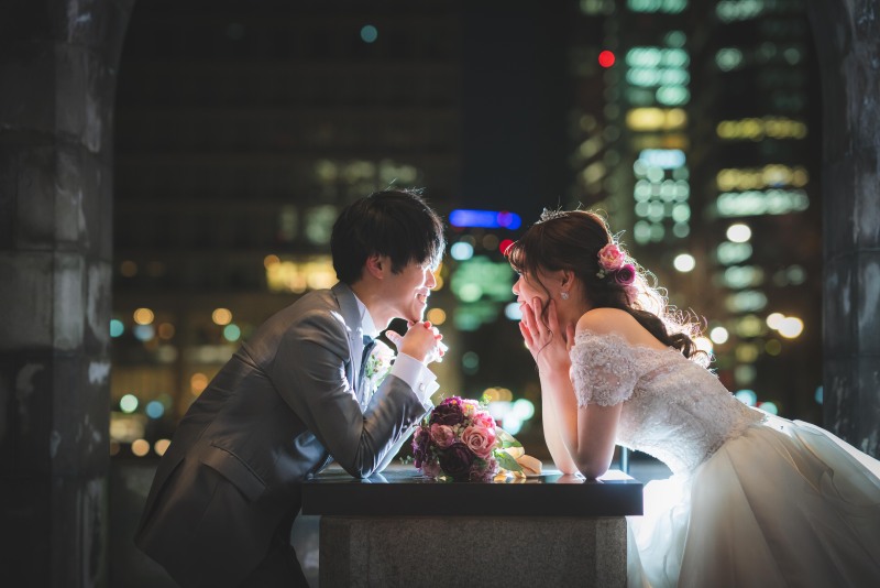 《洋装１着》東京駅ロケ｜トップフォトグラファー撮影 / 明るさ・色補正済 全データ＆レタッチ写真10カット付＋選べるアルバム特典