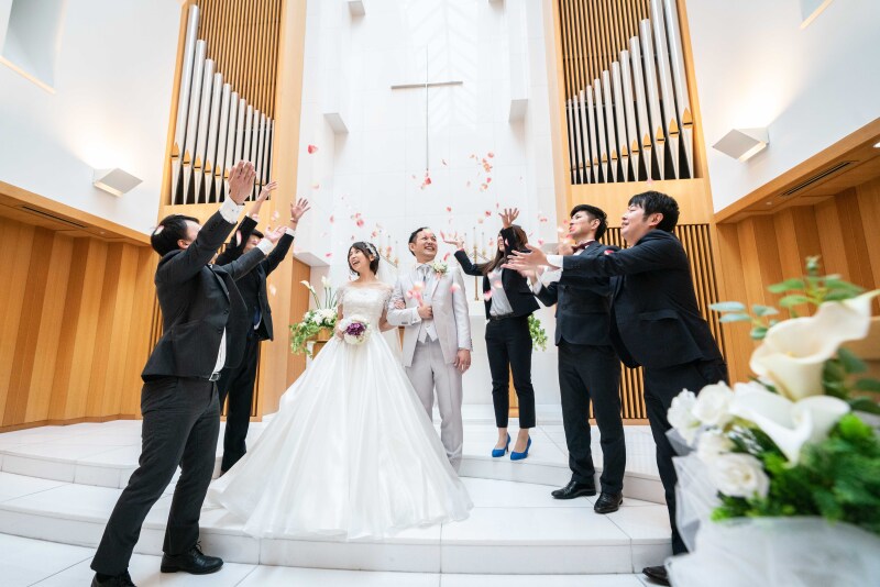 【年内限定】《ホワイトチャペル》|家族も一緒にOK| 全データ&レタッチ写真+選べるアルバム特典/オーナーフォトグラファー撮影