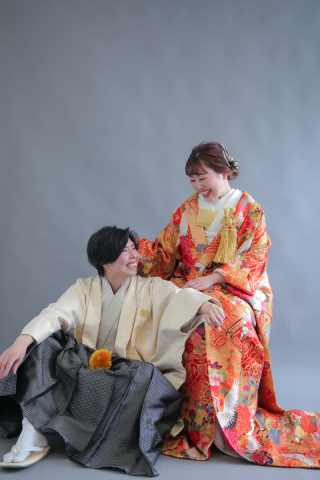 スタジオでお二人らしい撮影を