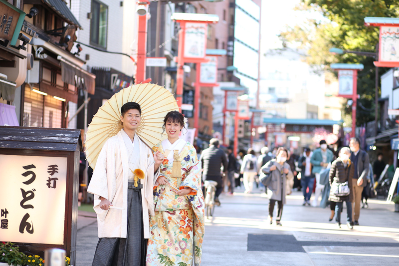 和装の定番、和傘を持って♡