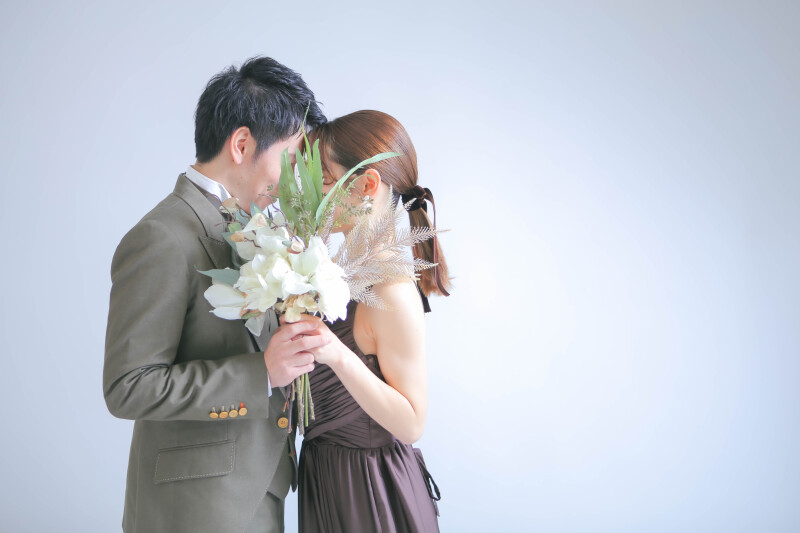 シンプルな背景で後悔しない前撮りを