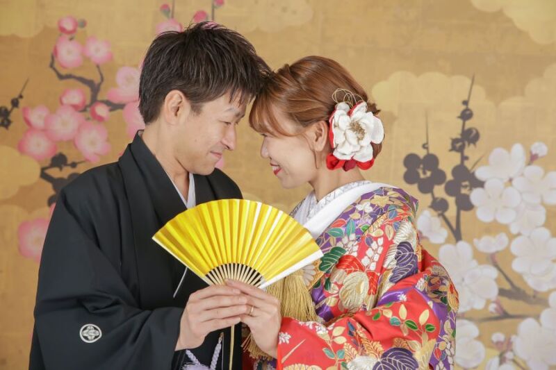 おでこくっつけて