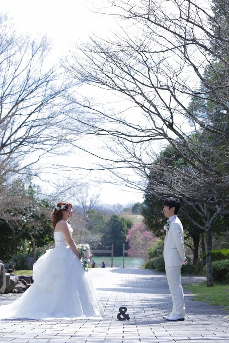 公園でフォトウェディング