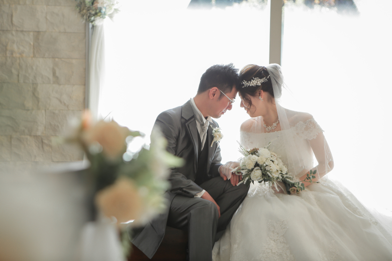 おでこをこつんっ