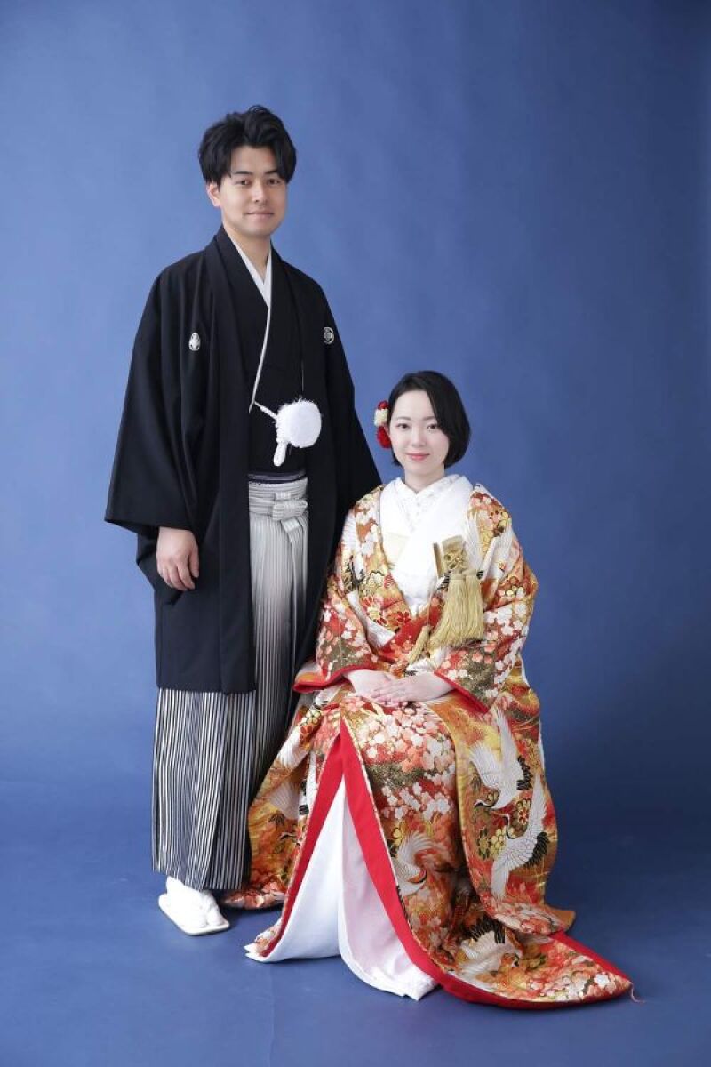 椅子に座って基本ポーズ